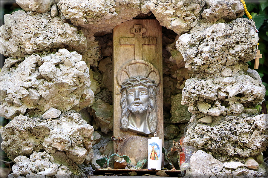 foto Santuario del Covolo
